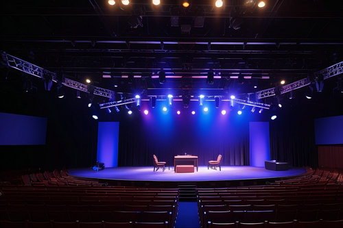 鄭州演唱會(huì)搭建桁架租賃需要多少費(fèi)用